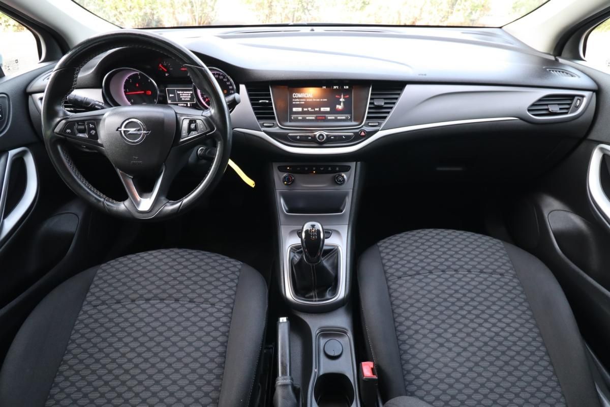 opel-astra-2017-diesel-1598cc