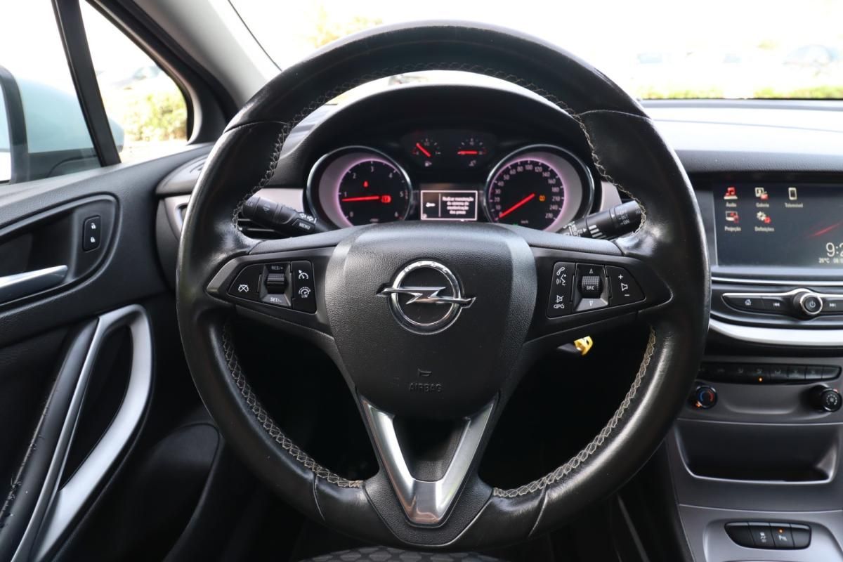 opel-astra-2017-diesel-1598cc