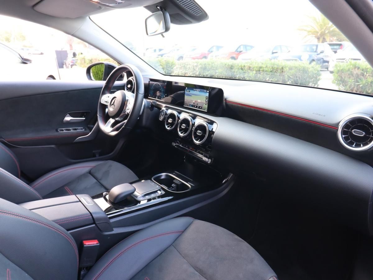 mercedes-benz-classe-a-2022-hibrido-1332cc