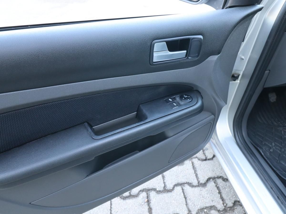 ford-focus-2006-diesel-1560cc