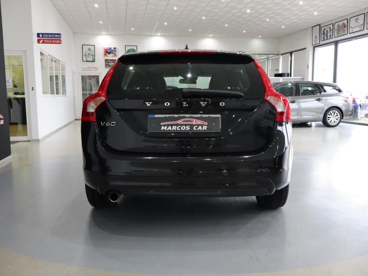 volvo-v60-2015-diesel-1560cc
