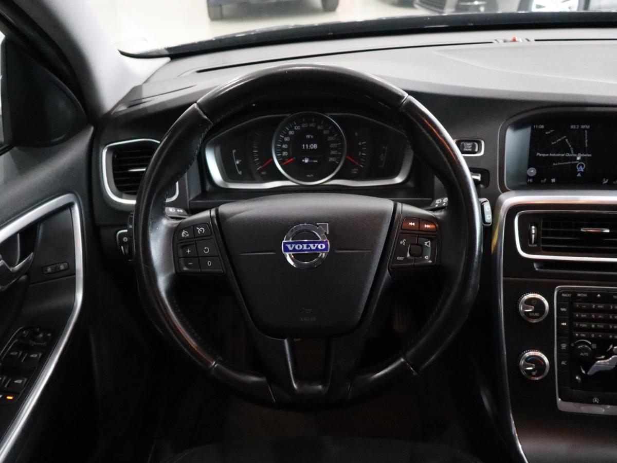 volvo-v60-2015-diesel-1560cc