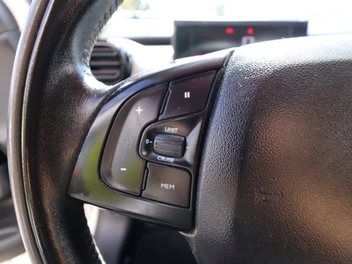 citroen-c4-cactus-2015-diesel-1560cc