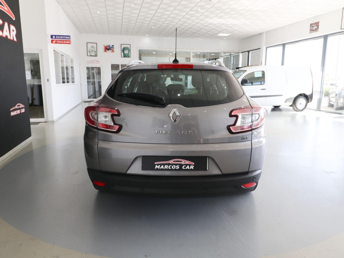 renault-megane-sport-tourer-2014-diesel-1461cc