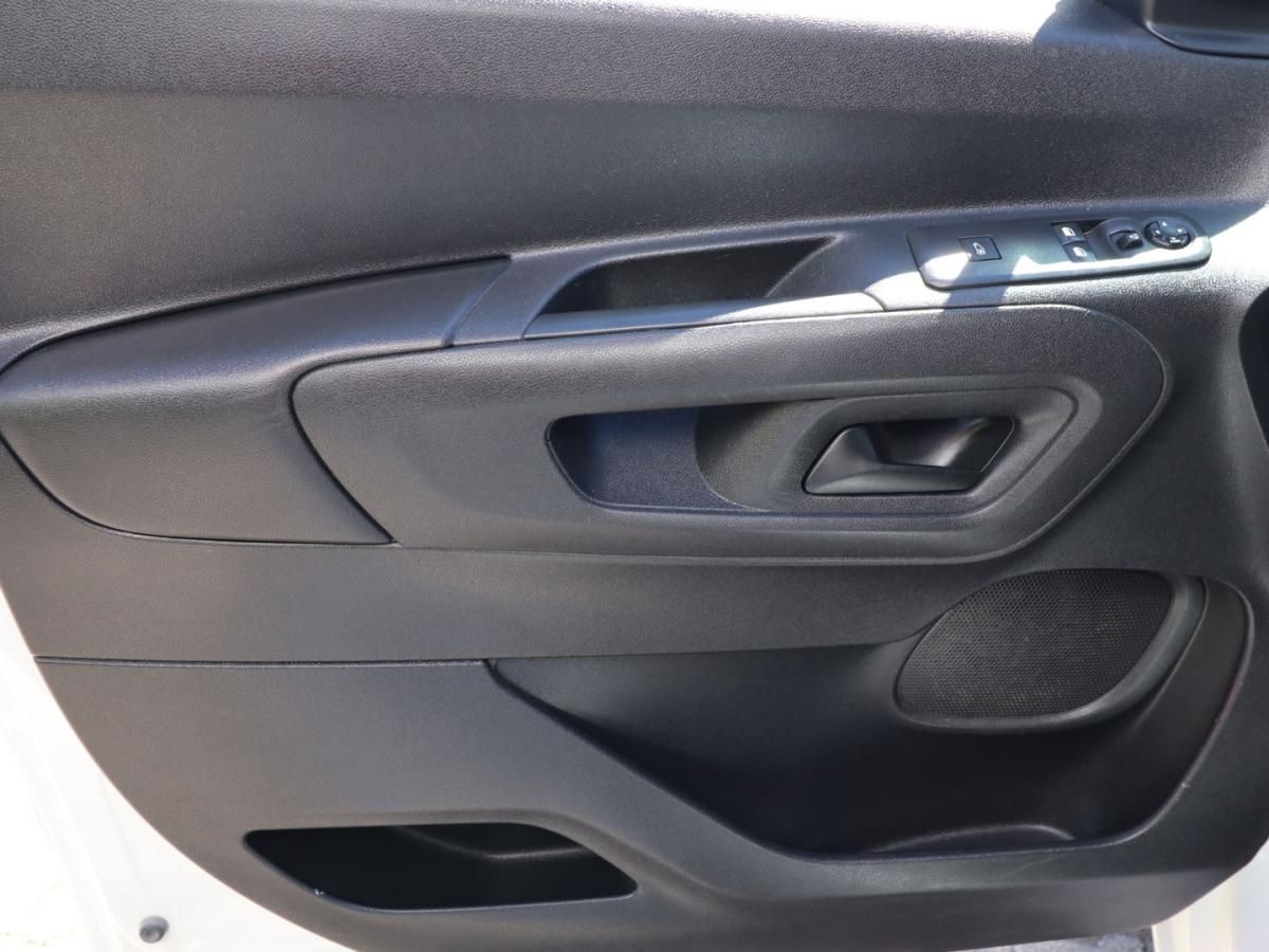 peugeot-partner-2020-diesel-1499cc