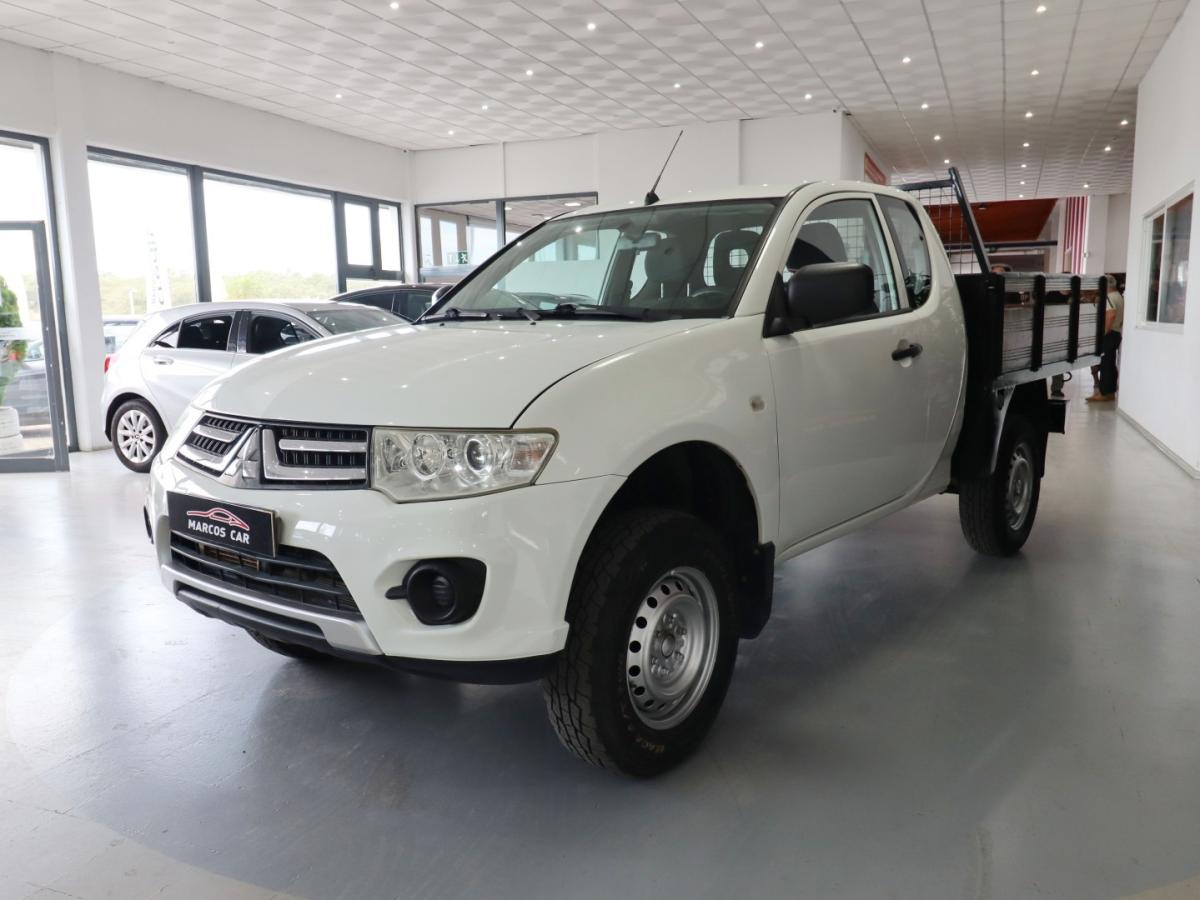 mitsubishi-l200-2014-diesel-2477cc