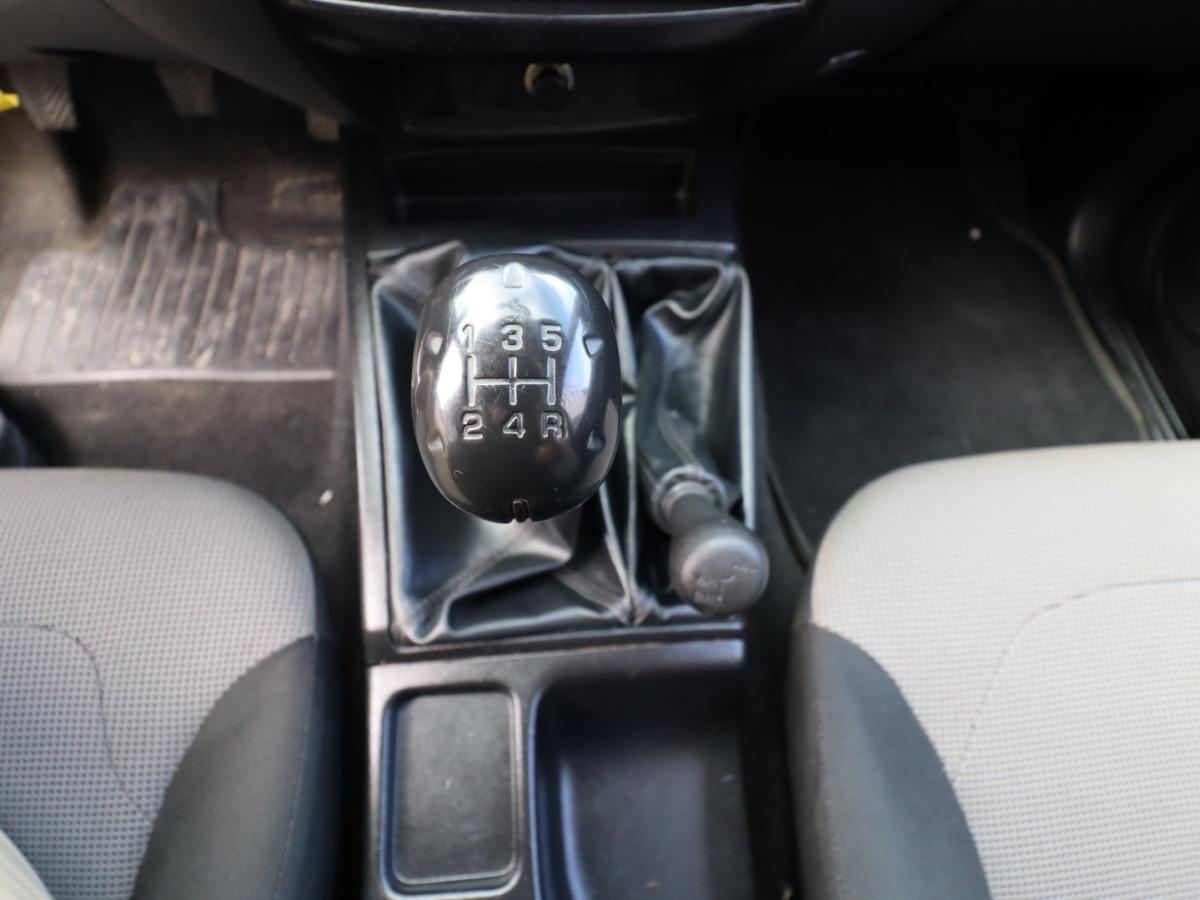 mitsubishi-l200-2014-diesel-2477cc