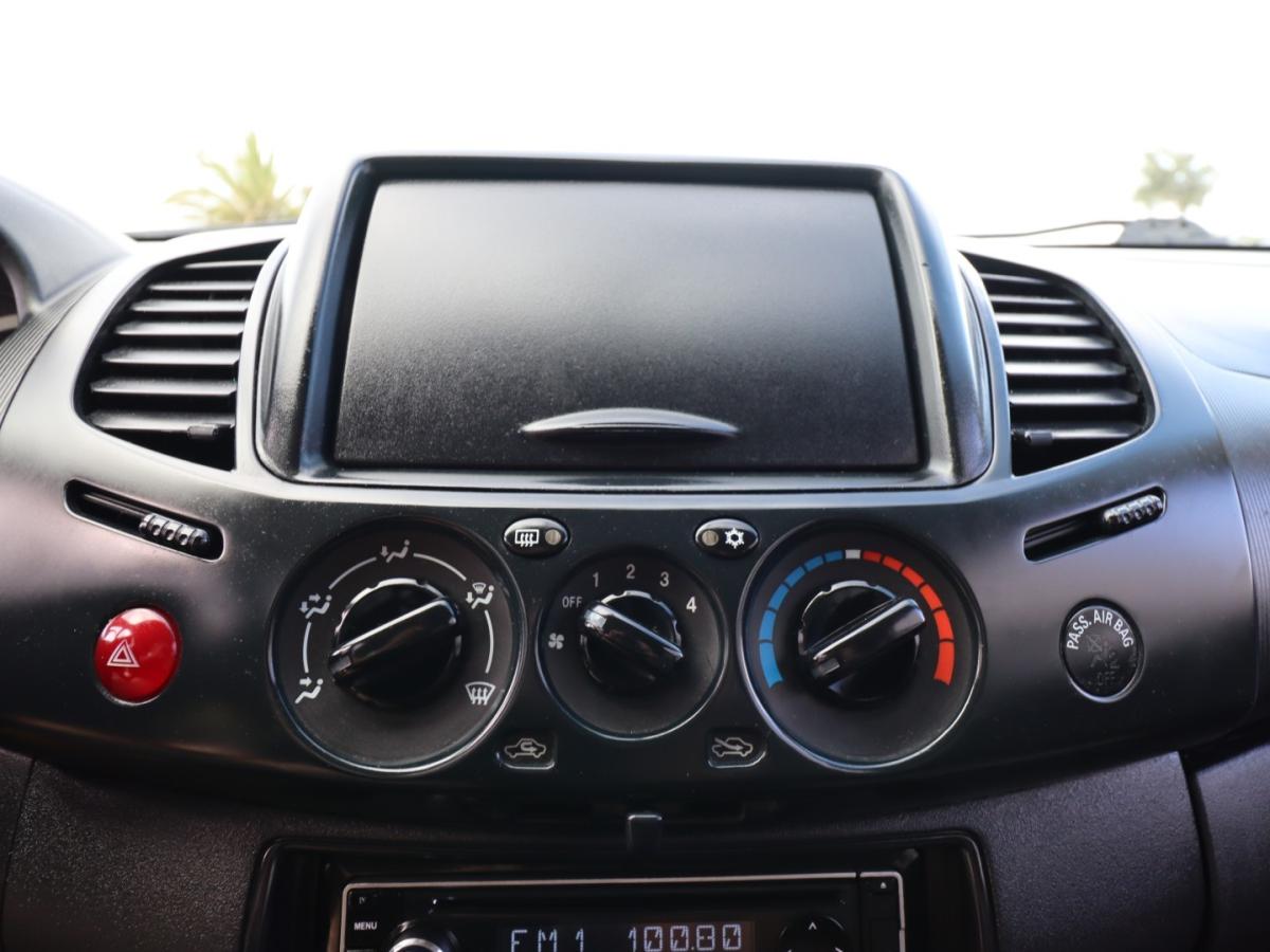 mitsubishi-l200-2014-diesel-2477cc