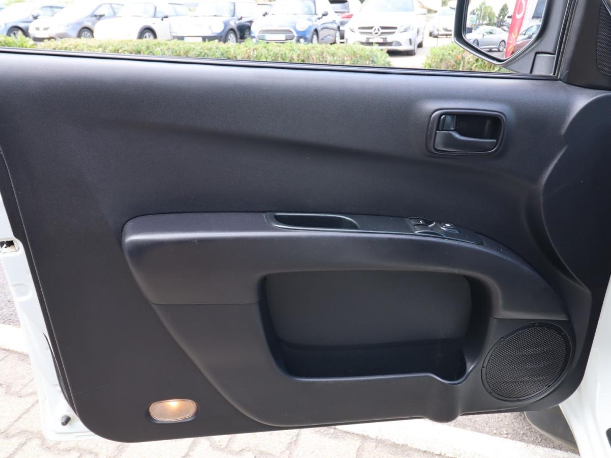 mitsubishi-l200-2014-diesel-2477cc
