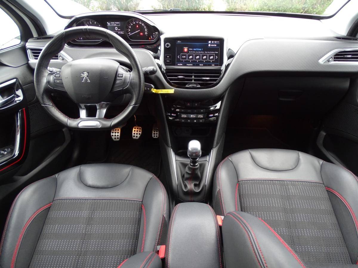 peugeot-208-2018-gasolina-1199cc