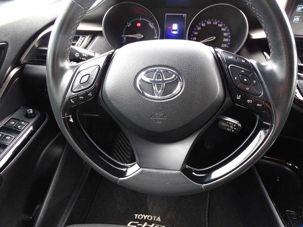 toyota-c-hr-2019-hibrido-a-gasolina-1798cc