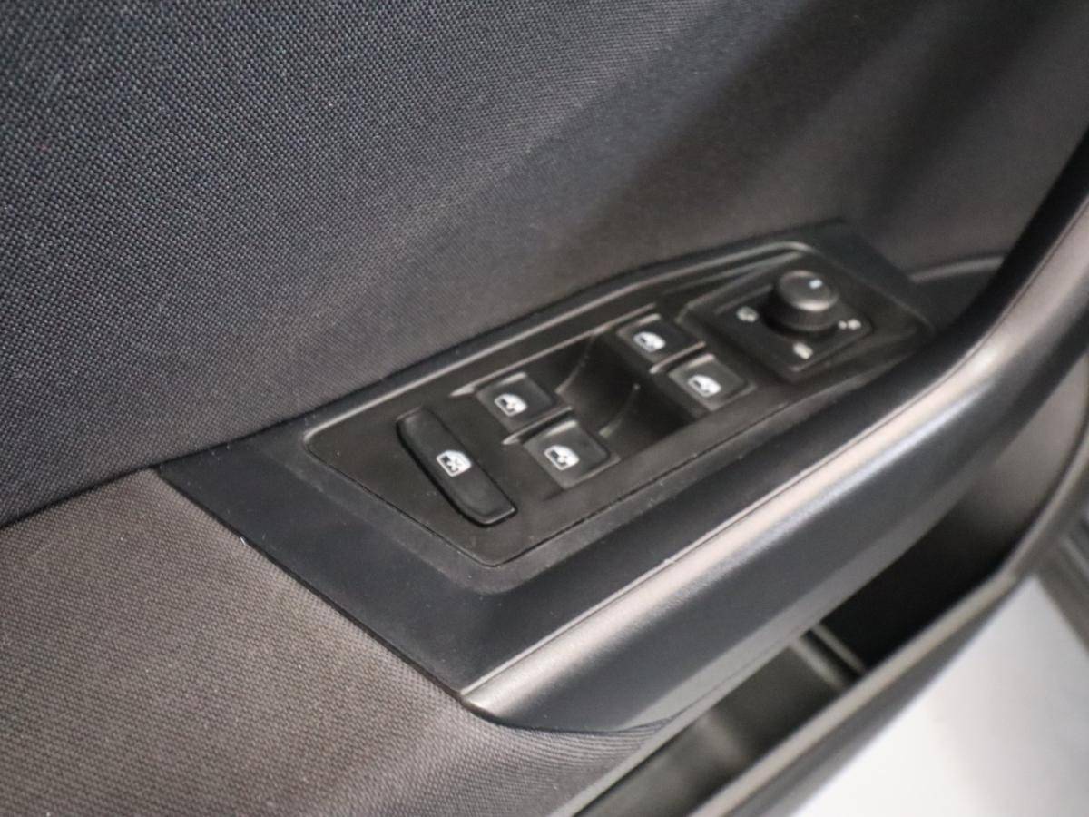 volkswagen-t-roc-2024-gasolina-999cc