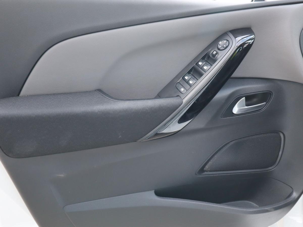 citroen-c4-2018-diesel-1499cc