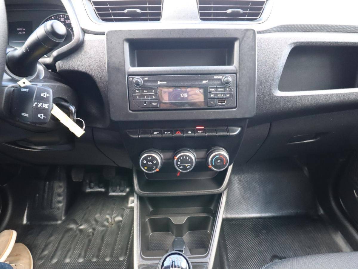 renault-express-2023-diesel-1500cc