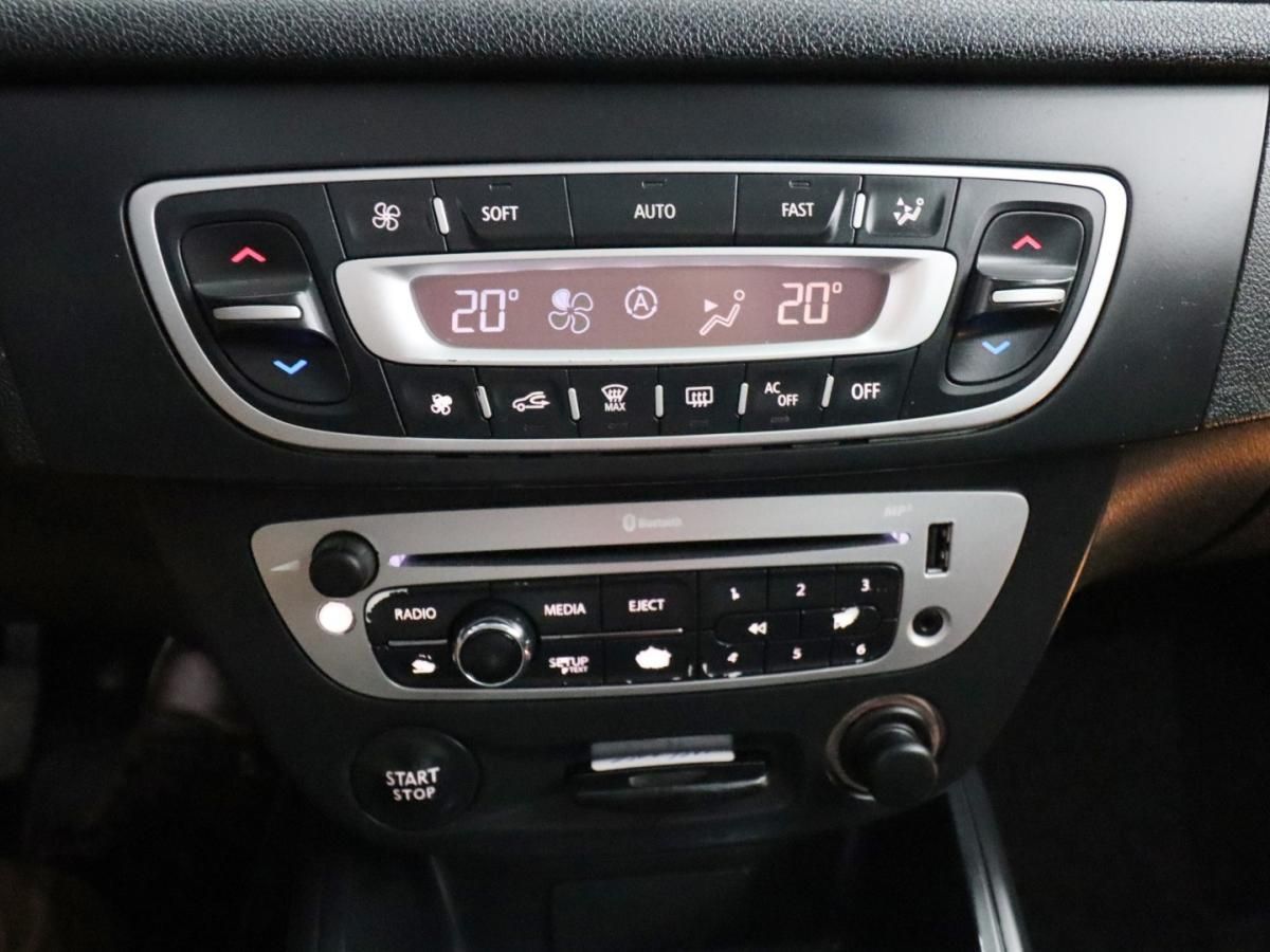 renault-megane-sport-tourer-2012-diesel-1461cc
