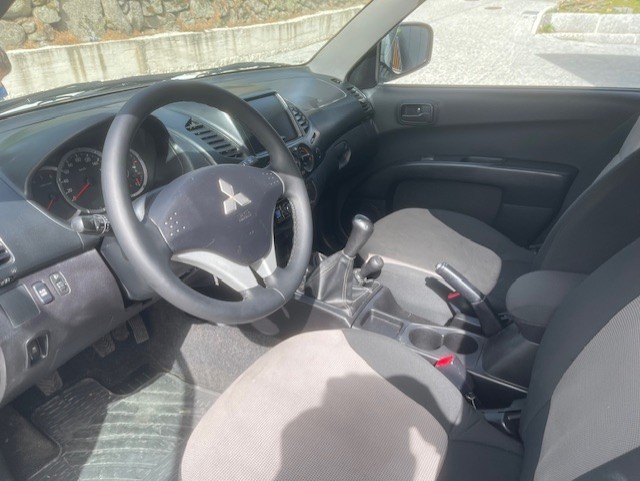 mitsubishi-l200-2014-diesel-2477cc