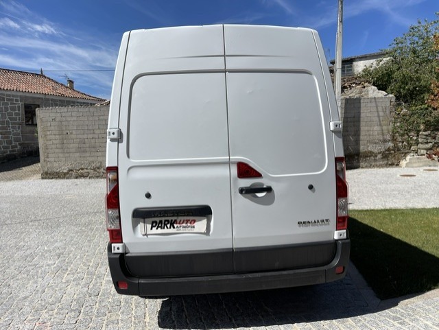 renault-master-2023-diesel-2299cc