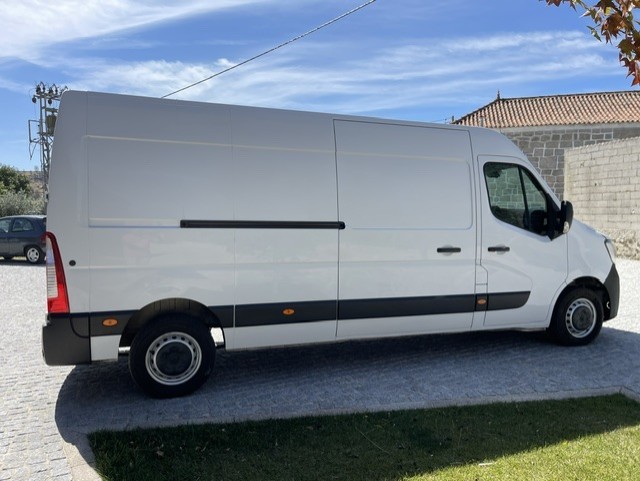 renault-master-2023-diesel-2299cc