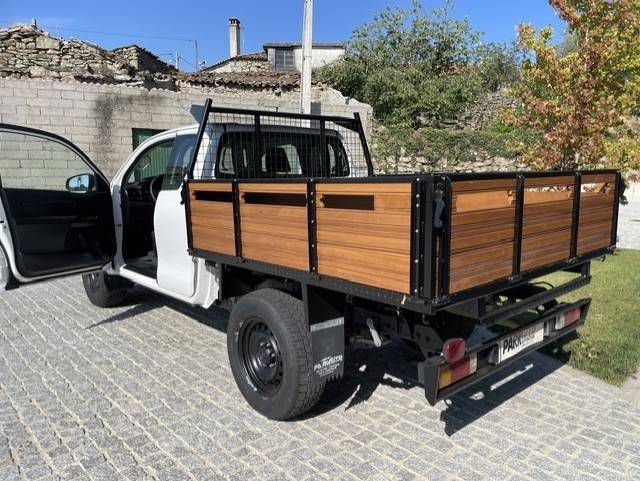 toyota-hilux-2018-diesel-2393cc