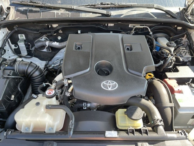 toyota-hilux-2018-diesel-2393cc