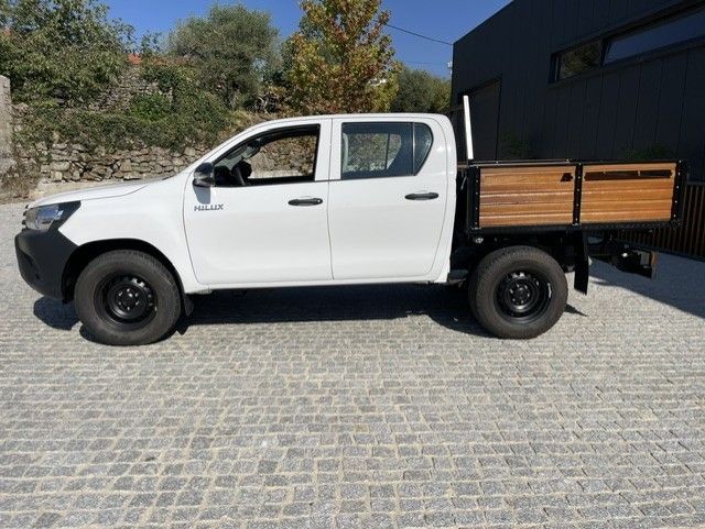 toyota-hilux-2018-diesel-2393cc