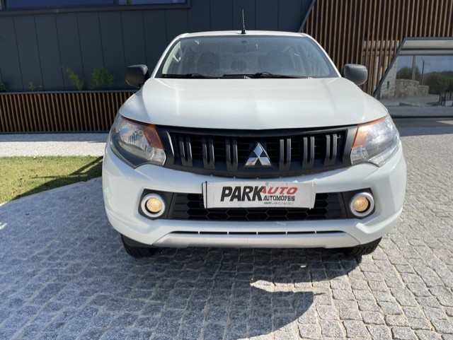 mitsubishi-l200-2018-diesel-2268cc