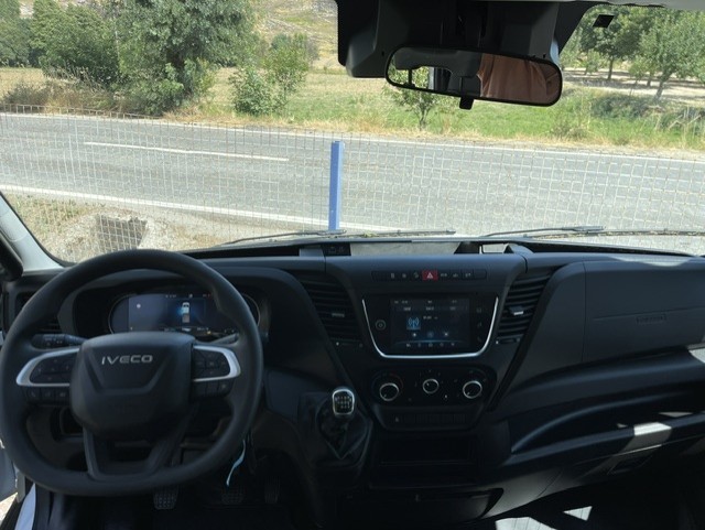 iveco-daily-2025-diesel-2998cc