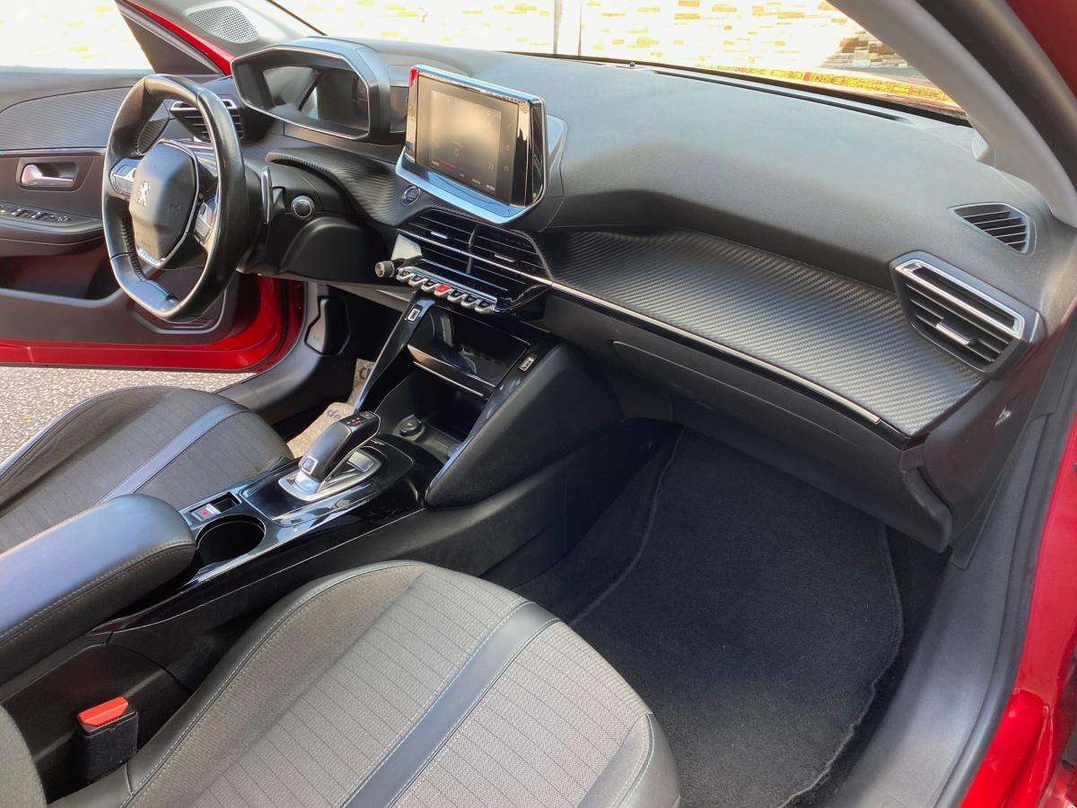 peugeot-208-2019-gasolina-1199cc