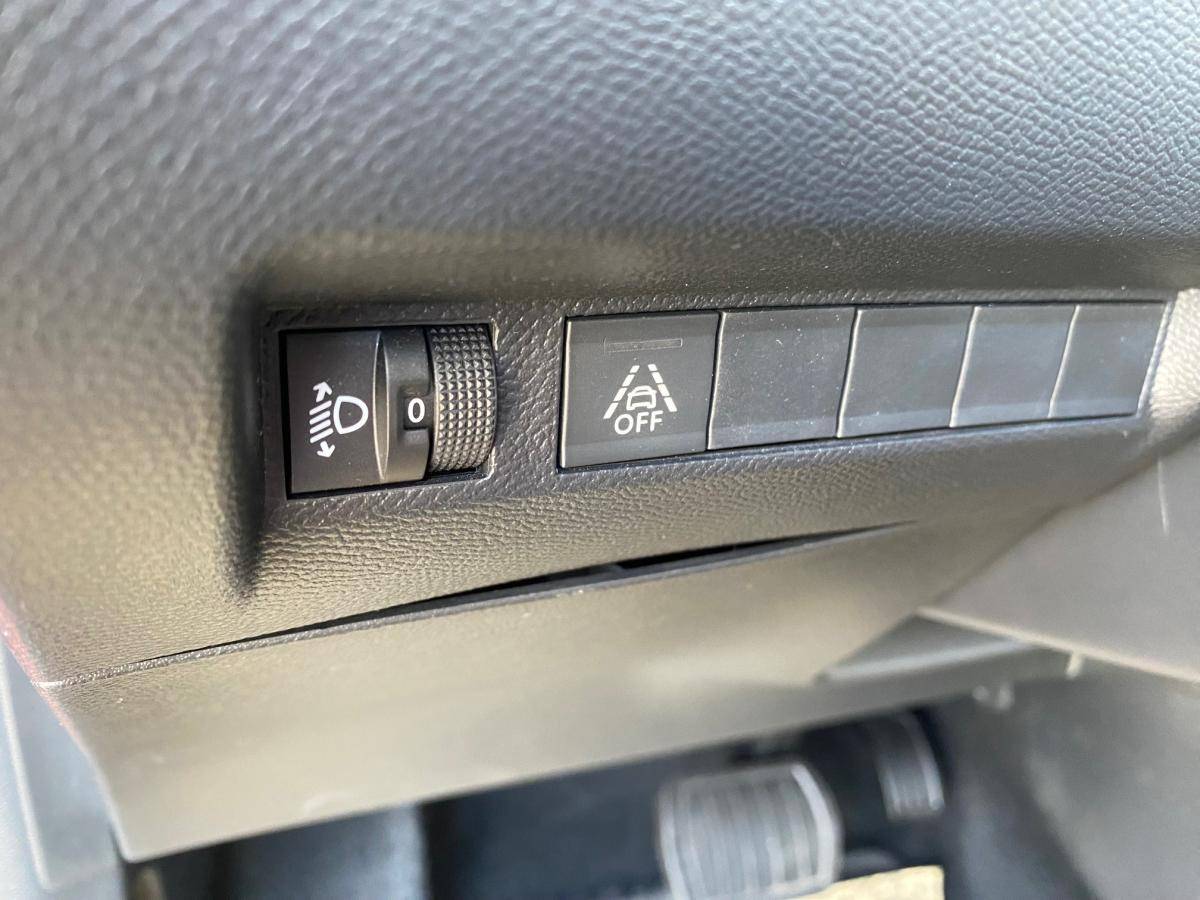 peugeot-208-2019-gasolina-1199cc