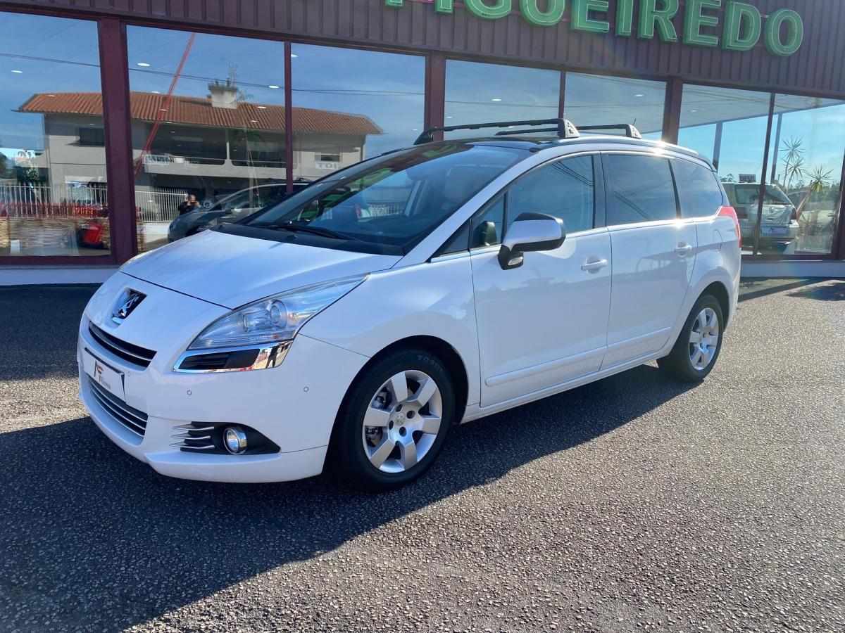 peugeot-5008-2013-diesel-1560cc