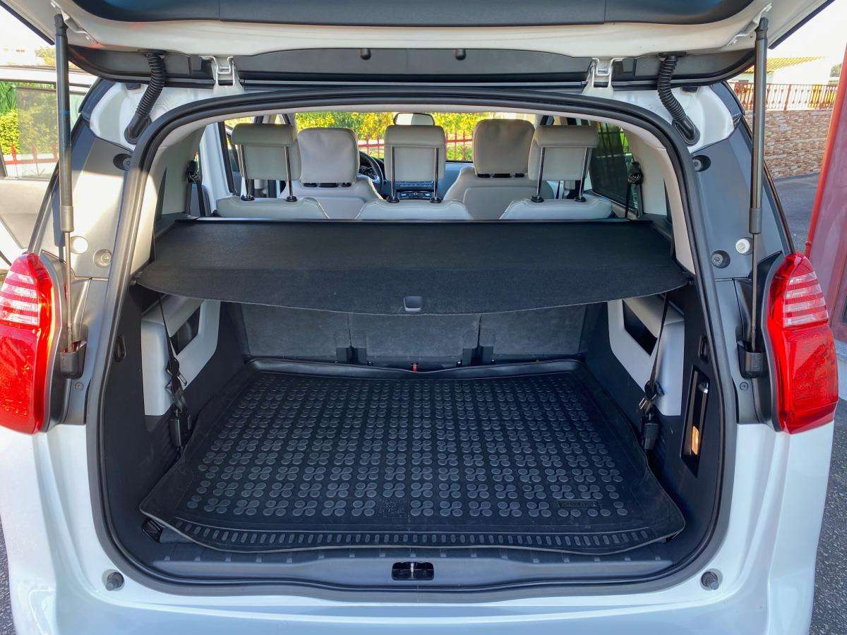 peugeot-5008-2013-diesel-1560cc