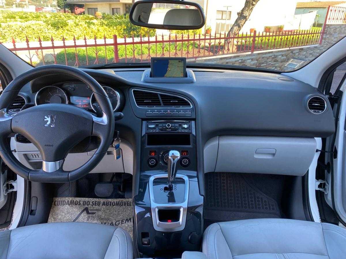 peugeot-5008-2013-diesel-1560cc