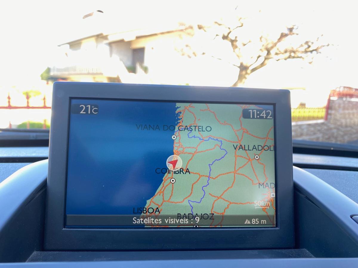 peugeot-5008-2013-diesel-1560cc