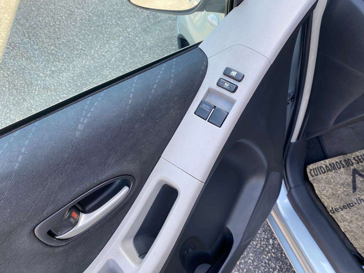 toyota-yaris-2008-gasolina-998cc