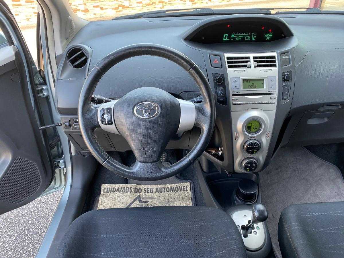 toyota-yaris-2008-gasolina-998cc