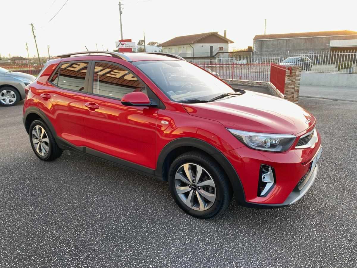 kia-stonic-2024-gasolina-1197cc