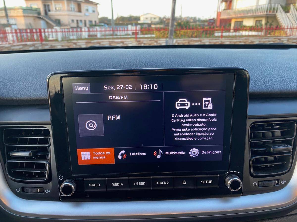 kia-stonic-2024-gasolina-1197cc