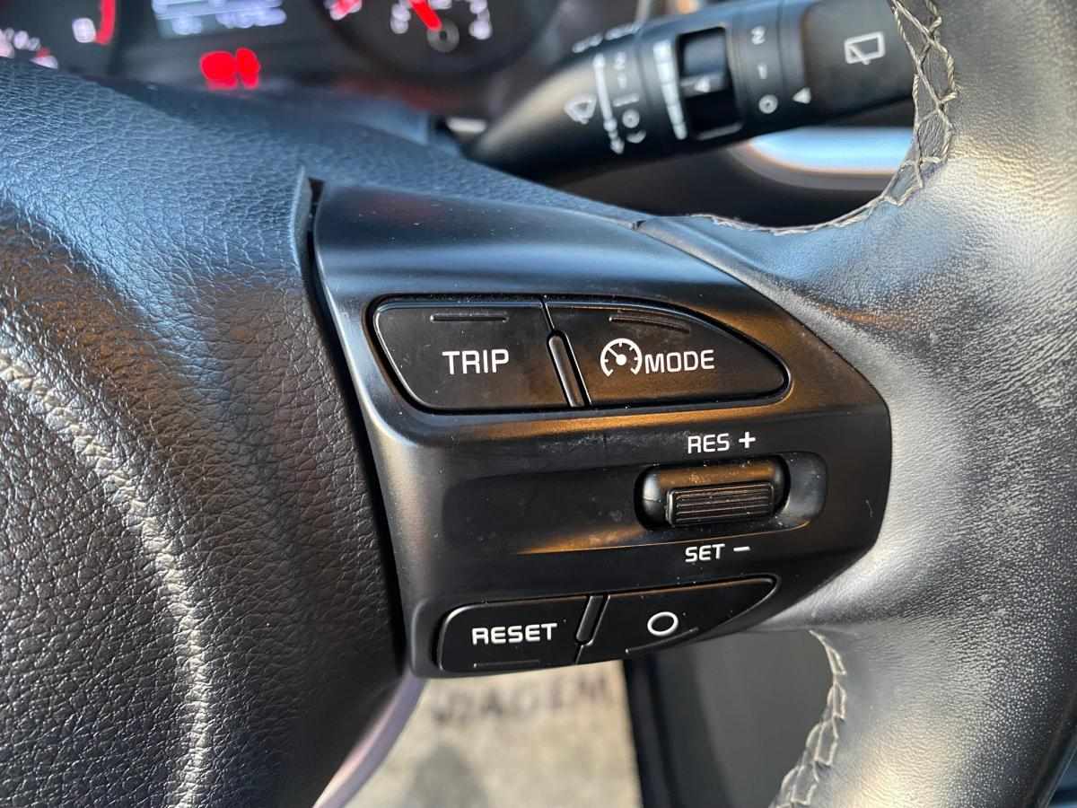 kia-stonic-2024-gasolina-1197cc