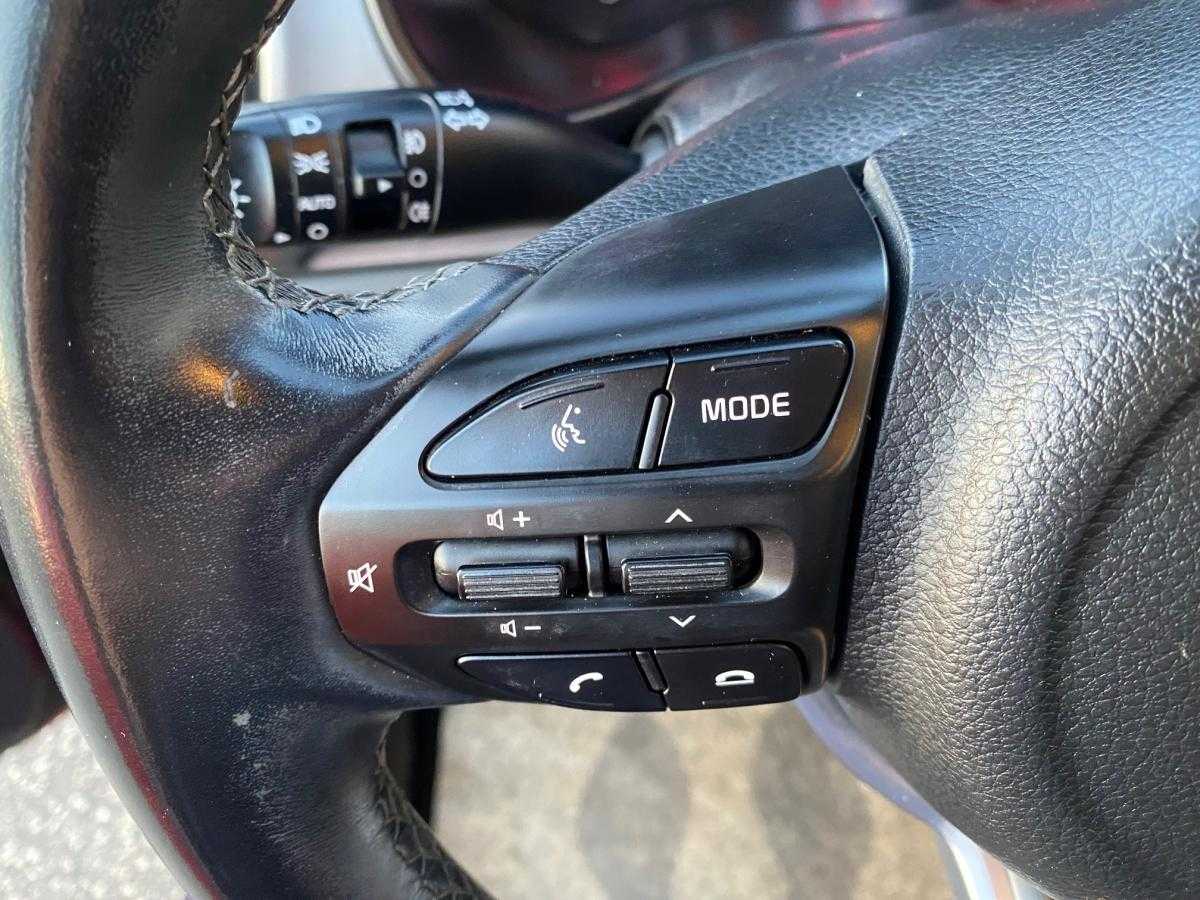 kia-stonic-2024-gasolina-1197cc