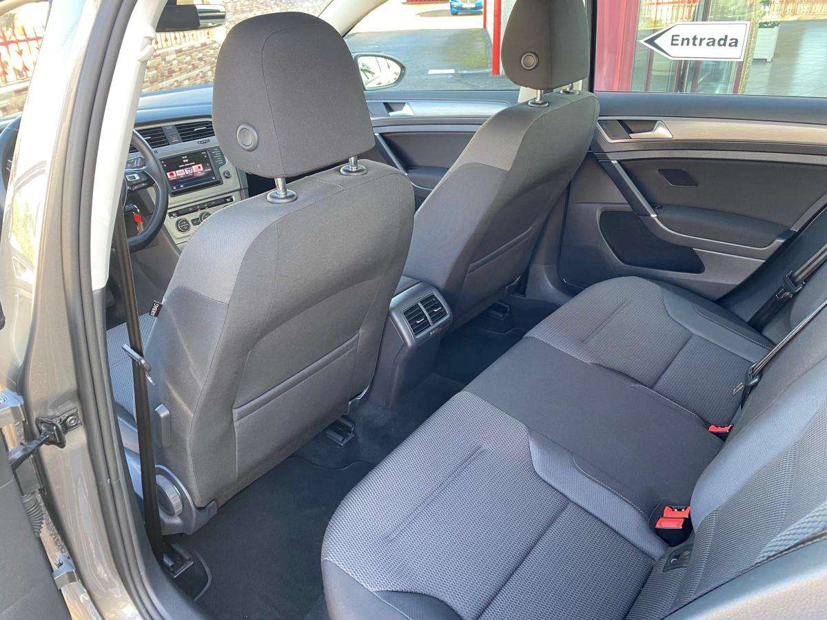 volkswagen-golf-2017-diesel-1598cc