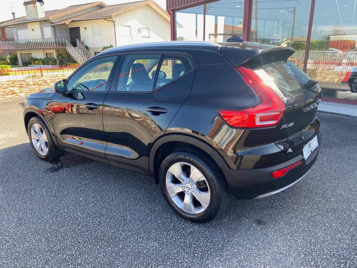 volvo-xc40-2022-gasolina-1477cc