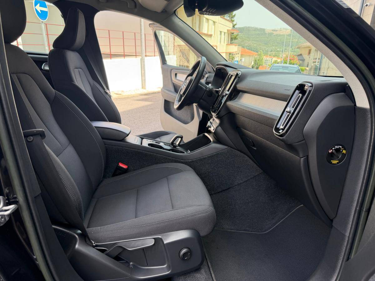 volvo-xc40-2022-gasolina-1477cc