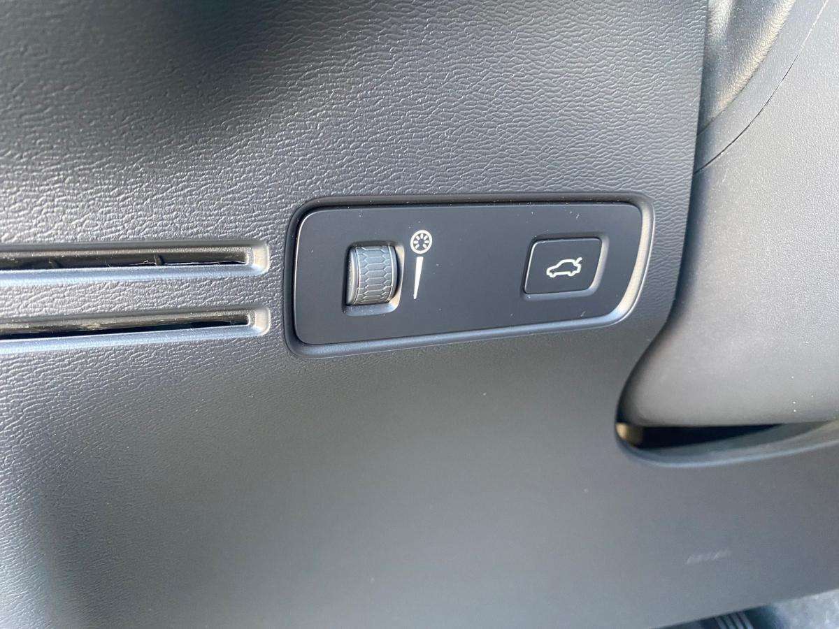 volvo-xc40-2022-gasolina-1477cc