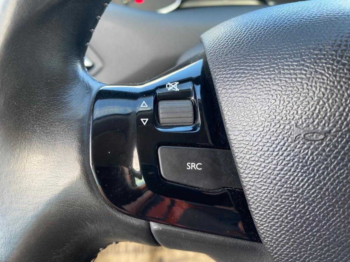 peugeot-308-2015-diesel-1560cc