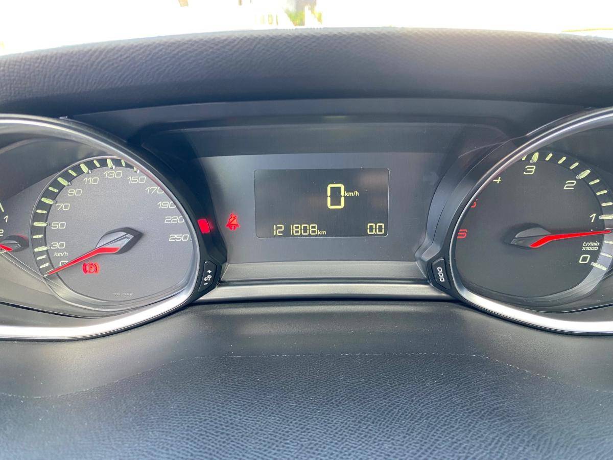 peugeot-308-2015-diesel-1560cc