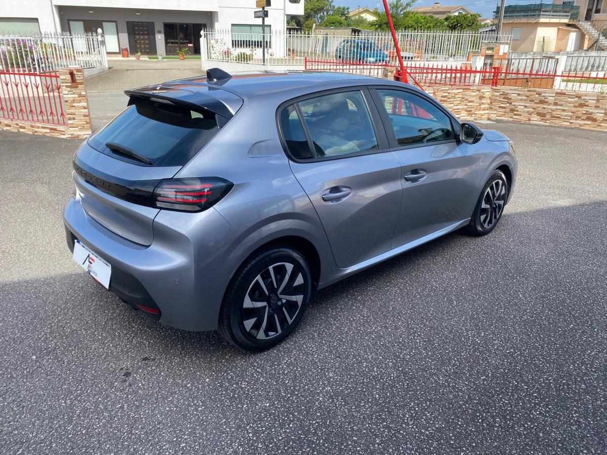 peugeot-208-2024-gasolina-1199cc