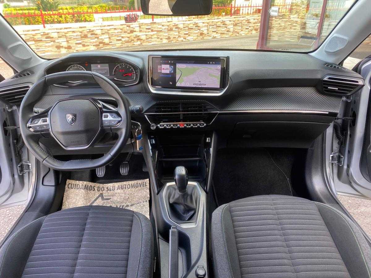 peugeot-208-2024-gasolina-1199cc