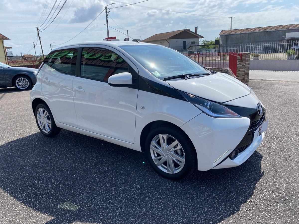 toyota-aygo-2017-gasolina-998cc