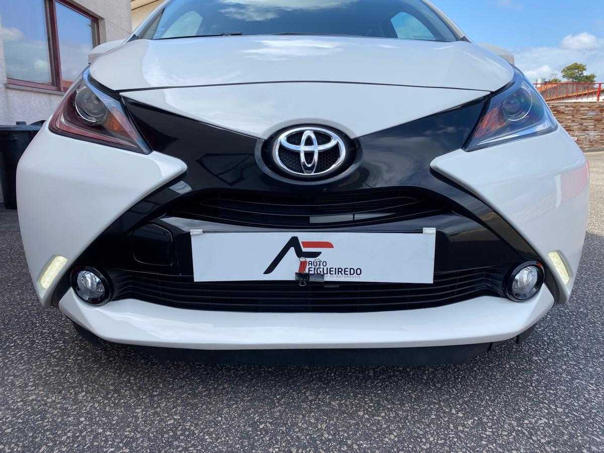 toyota-aygo-2017-gasolina-998cc