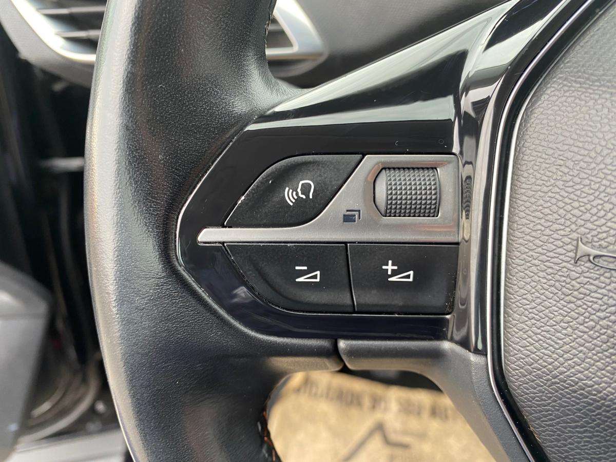peugeot-3008-2017-diesel-1560cc